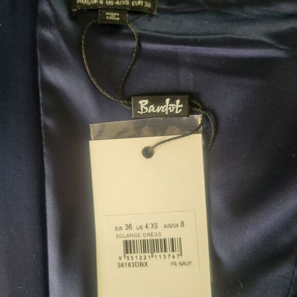 Bardot Solange Off The Shoulder Dress Size 4 NWT - Picture 8 of 9